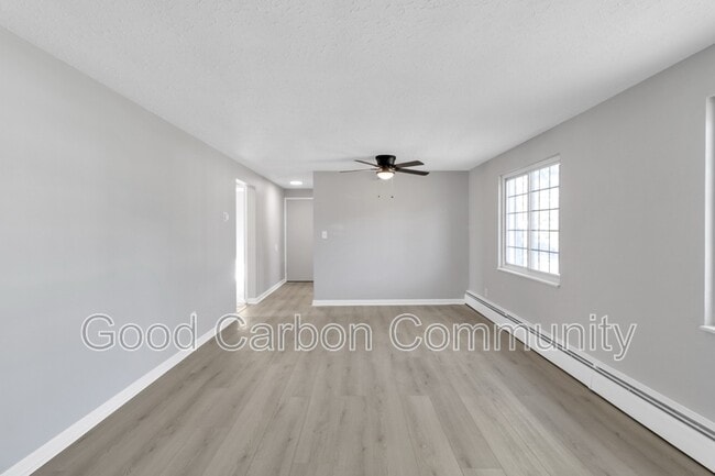 321 Beattie Ave in Lockport, NY - Building Photo - Building Photo