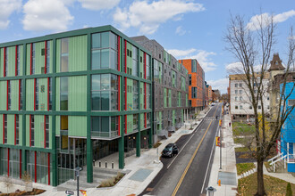 Catherine Commons in Ithaca, NY - Foto de edificio - Building Photo