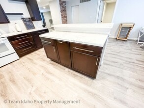 1123 E 6th St in Moscow, ID - Building Photo - Building Photo