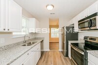 9375 Woodknoll Way photo'