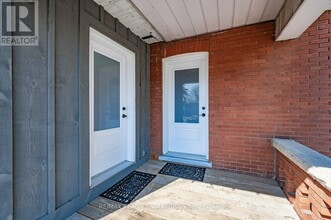 293 Dundas St E in Hamilton, ON - Building Photo - Building Photo