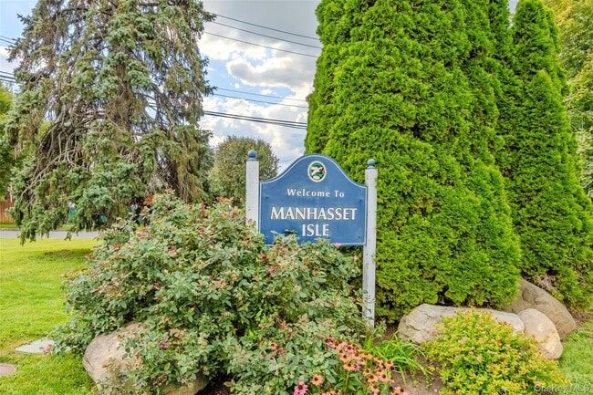 property at 26 Pequot Ave