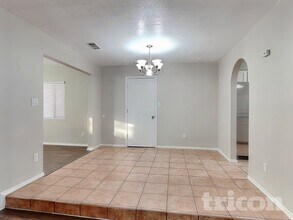 311 Limestone Ct NE in Rio Rancho, NM - Building Photo - Building Photo