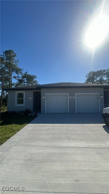 8753 Buckingham Rd in Ft. Myers, FL - Building Photo - Building Photo