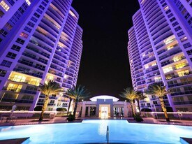 231 Riverside Dr in Holly Hill, FL - Building Photo