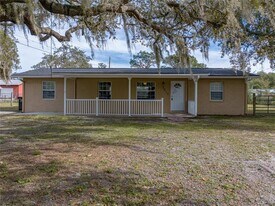 5017 Lewellyn Rd in Lakeland, FL - Building Photo