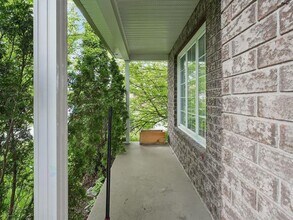 33 Rue du Tropique in Gatineau, QC - Building Photo - Building Photo