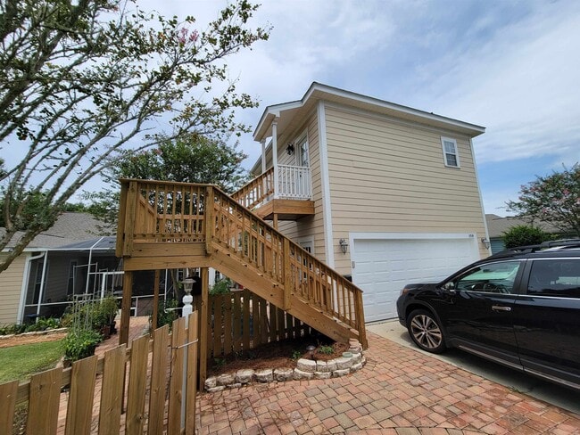 property at 3719 Longfellow Rd