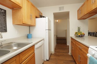 Bella Vista Apartments