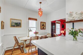 24 Hunter Ave in Newport, RI - Building Photo - Building Photo