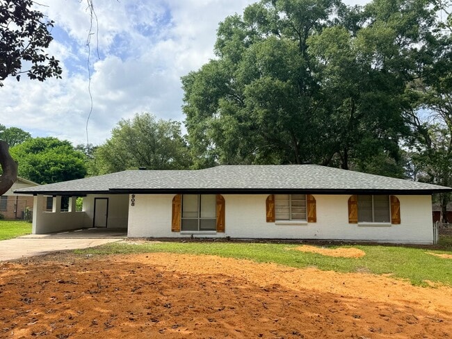 908 Deer Park Rd in Shreveport, LA - Building Photo - Building Photo