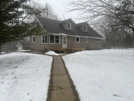 2520 28th St SE, Unit 2 in Rochester, MN - Building Photo