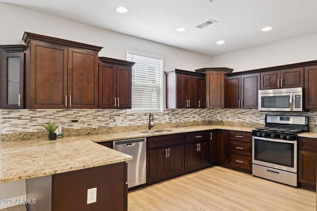 property at 2498 W Cripple Creek Dr