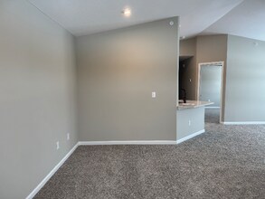 508 Glenhaven Wy in Fairborn, OH - Foto de edificio - Building Photo