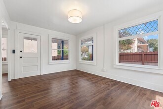 2650 2nd St in Santa Monica, CA - Foto de edificio - Building Photo