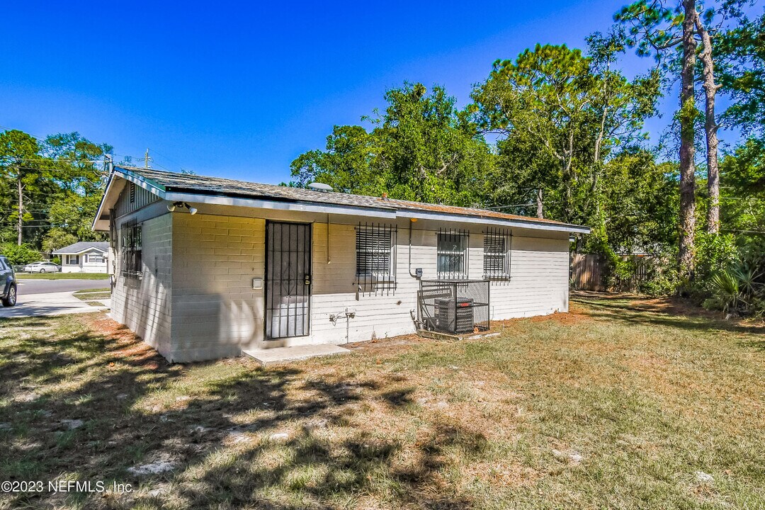 4602 Roanoke Blvd in Jacksonville, FL - Building Photo