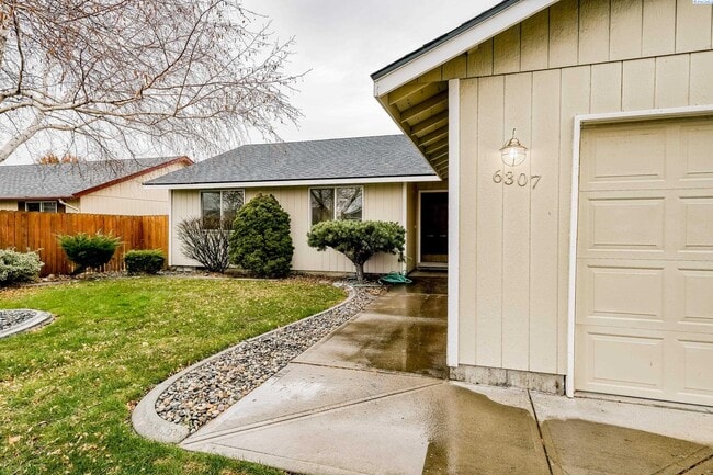 6307 Camden Dr in Pasco, WA - Building Photo - Building Photo