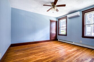 336 Riverside Ave, Unit 1 in Medford, MA - Building Photo - Building Photo