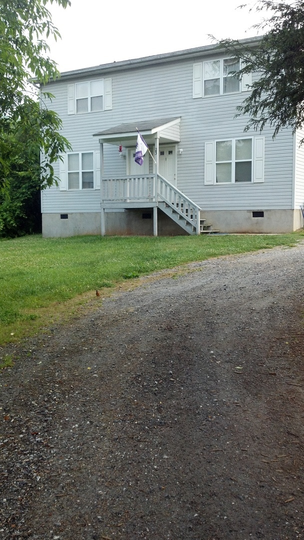 23 Griffin St in Sylva, NC - Building Photo - Building Photo