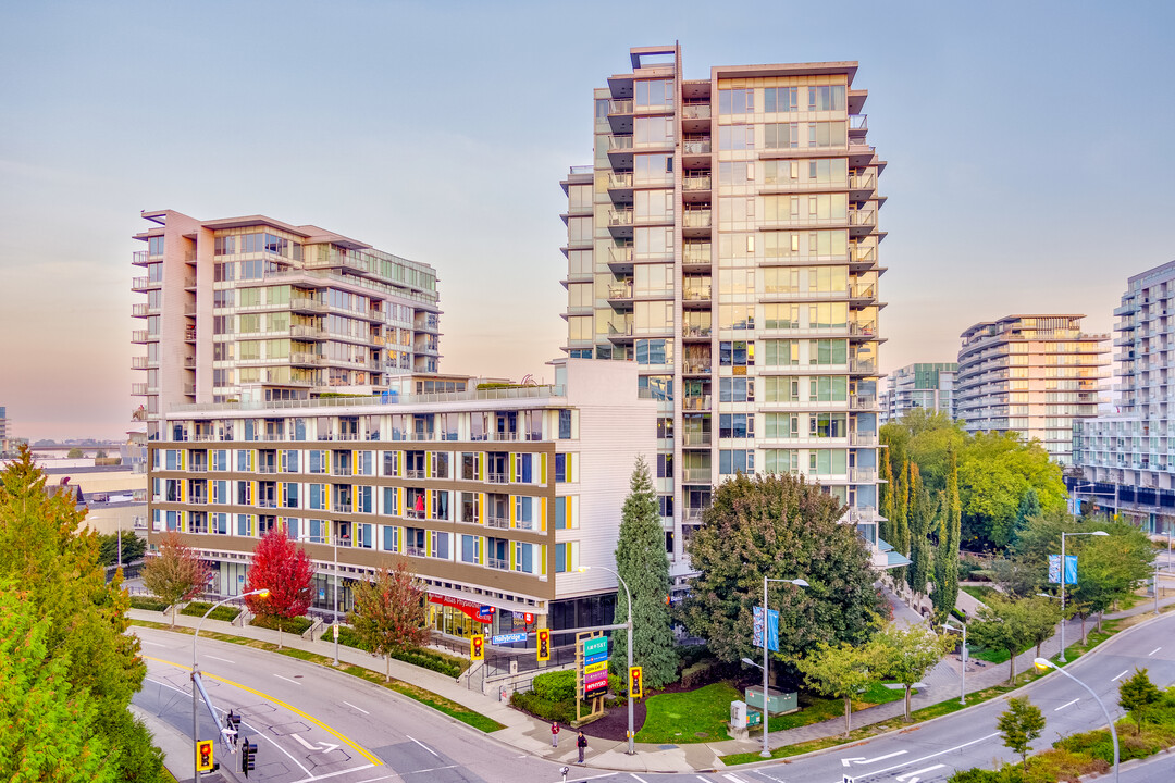 Ora at Richmond in Richmond, BC - Building Photo