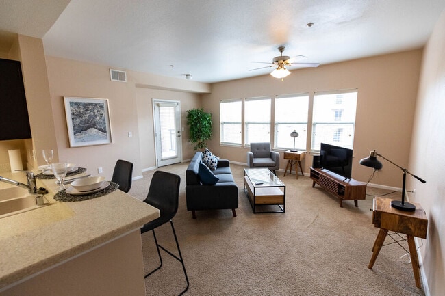 Windscape Apartments in Hobbs, NM - Foto de edificio - Building Photo