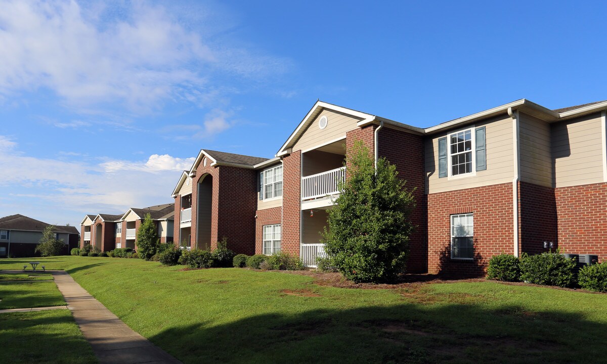 The Palladian Apartments in Mobile, AL - Building Photo