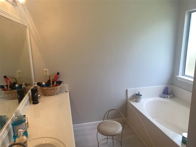 15330 Geral Ln in Houston, TX - Building Photo - Building Photo