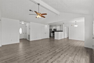 2515 Northern Dr in League City, TX - Building Photo - Building Photo