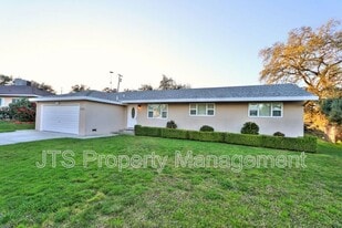 5221 Tucson Cir in Fair Oaks, CA - Building Photo