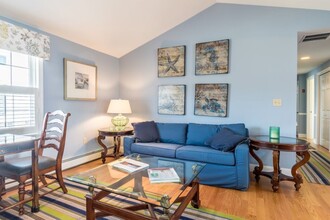 10 Myrica Ave in Rye, NH - Building Photo - Building Photo