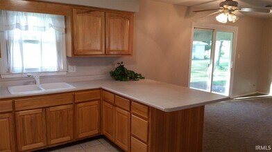 8606 Illinois Rd in Fort Wayne, IN - Building Photo - Building Photo