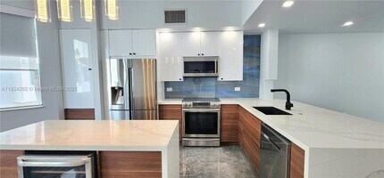 2146 Van Buren St in Hollywood, FL - Building Photo - Building Photo