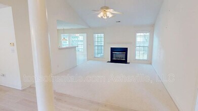 342 Meadow Pathway Dr in Fletcher, NC - Building Photo - Building Photo