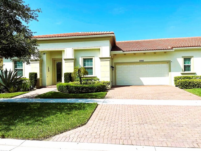 9995 SW Ambrose Way in Port St. Lucie, FL - Building Photo - Building Photo