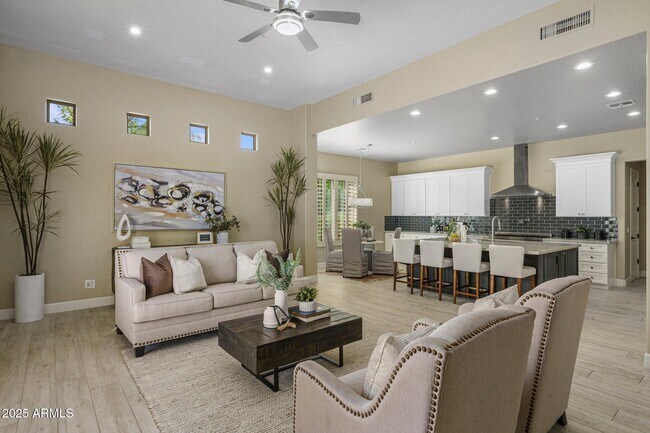 6621 E Oberlin Way in Scottsdale, AZ - Building Photo - Building Photo