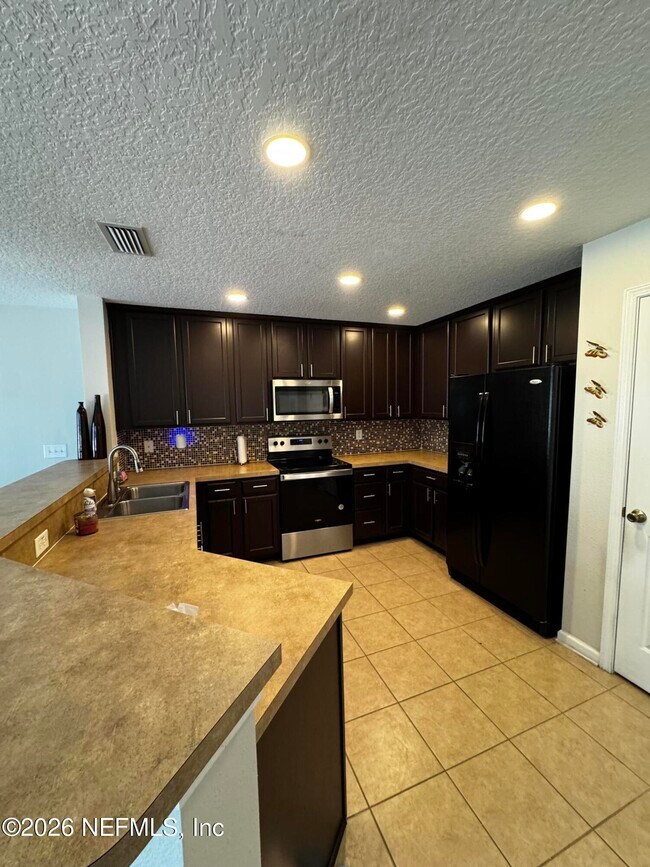 property at 1052 N Black Cherry Dr