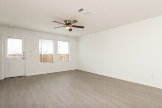 1830 Musk Rose in Converse, TX - Building Photo - Building Photo