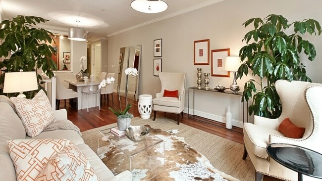 property at 3326 California St