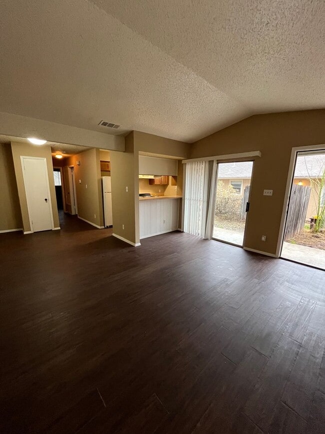 806 Sirocco Dr in Austin, TX - Building Photo - Building Photo