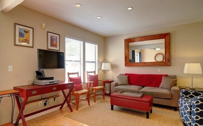 property at 4770 Whitesburg Dr