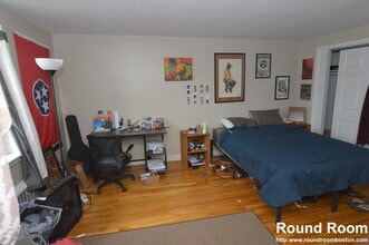 273 Corey Rd, Unit 1 in Boston, MA - Building Photo - Building Photo