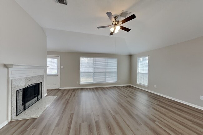 2114 Blossom Creek Dr in Humble, TX - Building Photo - Building Photo