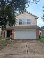 14439 Benningcrest Ln in Houston, TX - Building Photo