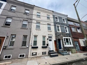 1320 Crease St in Philadelphia, PA - Building Photo - Building Photo