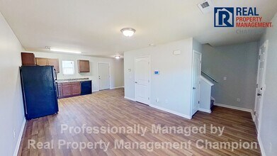 720 N 10th St in Wilmington, NC - Building Photo - Building Photo