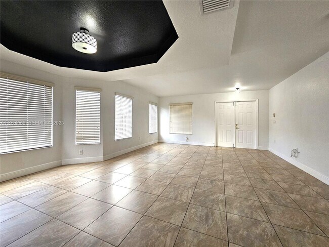 15447 SW 151st St in Miami, FL - Building Photo - Building Photo