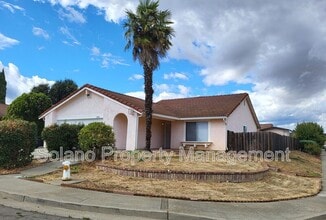 1801 Rhine Ct in Fairfield, CA - Building Photo - Building Photo