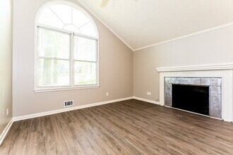 430 Rosehill Dr in Mcdonough, GA - Building Photo - Building Photo
