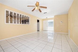 8530 Renald Blvd in Tampa, FL - Building Photo - Building Photo