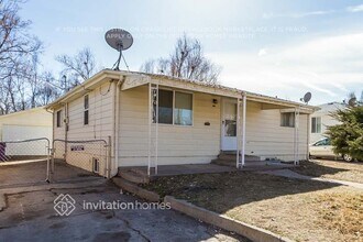 2748 W Iowa Ave in Denver, CO - Building Photo - Building Photo